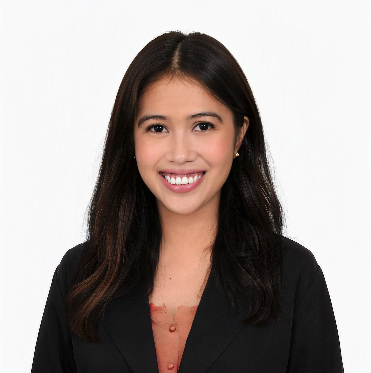Merliza Jusayan, Senior Associate